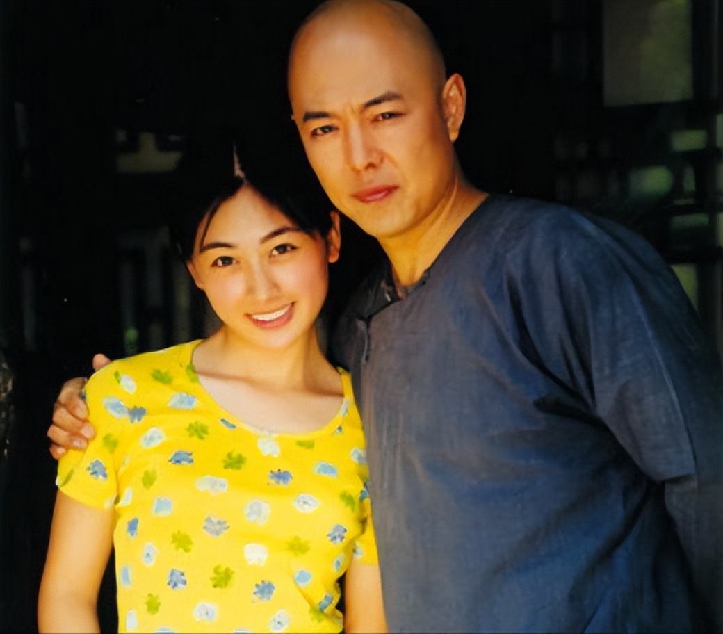 瞪眼咆哮,摇头晃脑,这6位演技被高估的“老戏骨”,该亮亮相了