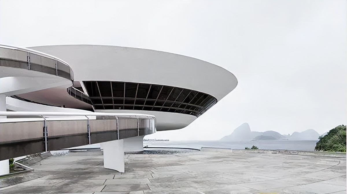 19世纪圣保罗靠什么发展起来,圣保罗大教堂的由来