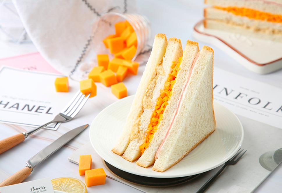 撼动浙江早餐铺子的，是这家卖面包的奶吧