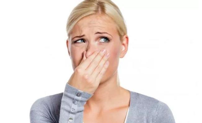 21岁女子确诊宫颈癌痛哭自责,23岁女子外阴癌前病变