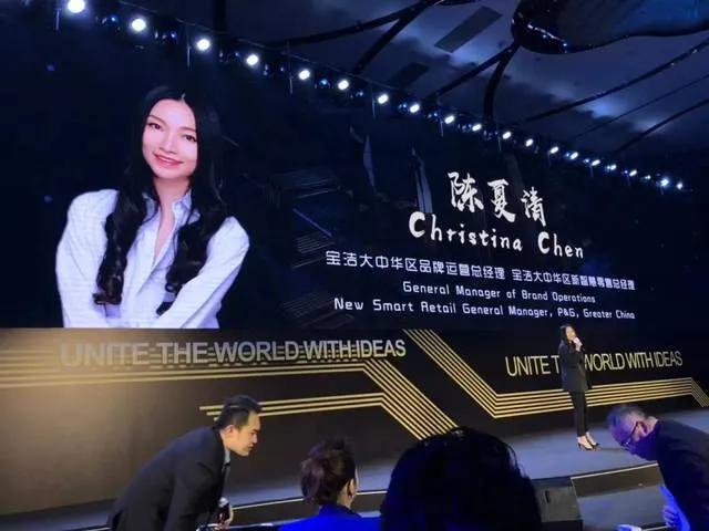 从一个人到一群人创业经历,一个做自媒体的女孩