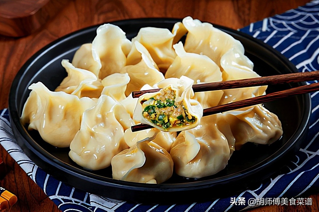 拌饺子馅一斤韭菜放多少肉,拌饺子馅放多少盐合适