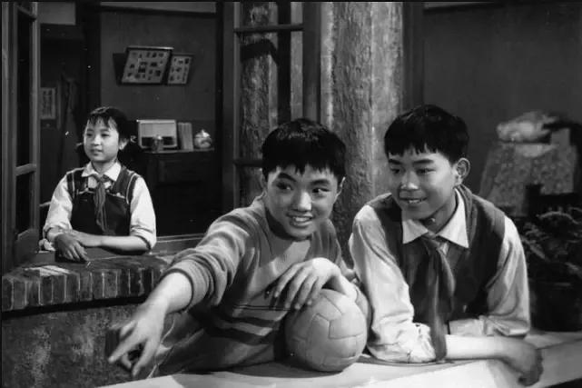 老电影小足球队员在线观看,60年代老电影小足球队员完整版