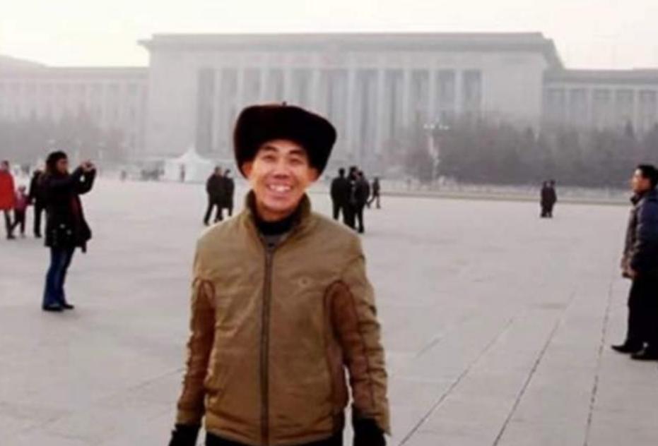 河南农民绿马甲获刑,买绿马甲被判十三年