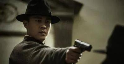 名妓资助报业巨头,为爱甘愿做妾,死前留下遗嘱:不葬在丈夫身边