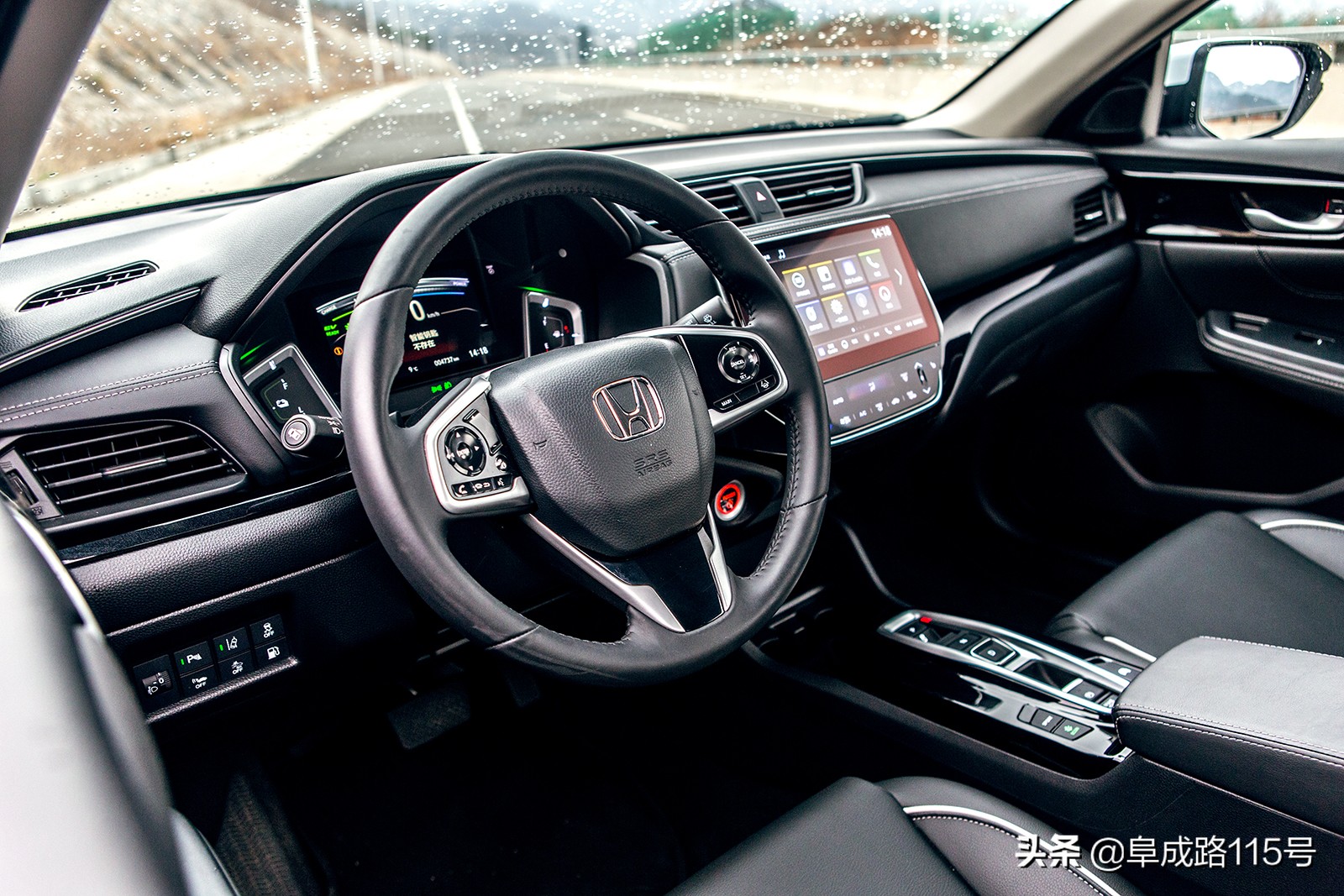百公里3.4L车机更智能优惠1.5万的凌派锐·混动值不值得买