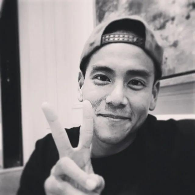 所有明星腹肌照合集,健美明星写真图片