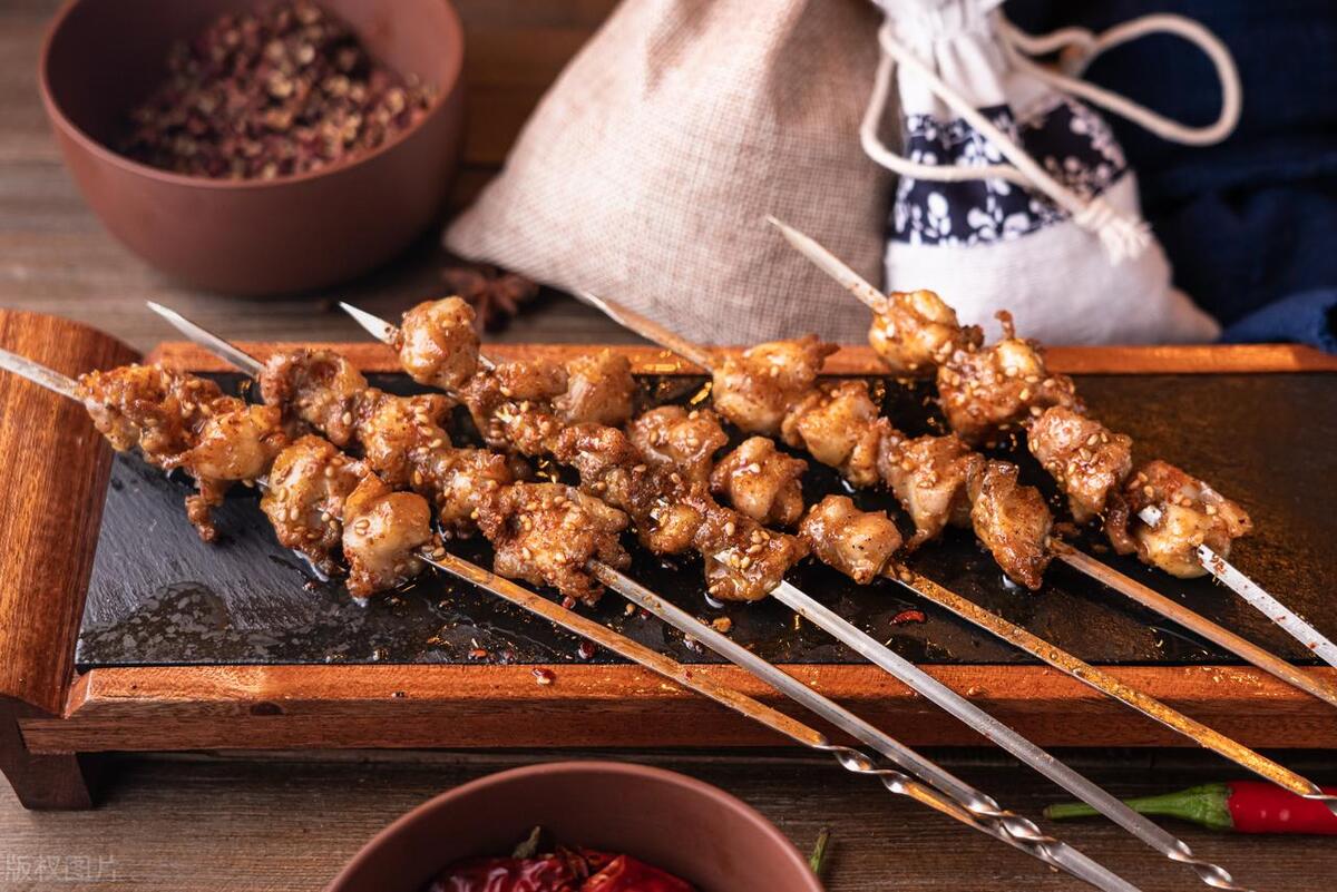 烧烤店生意怎么赚钱的多,烧烤店生意怎么赚钱的