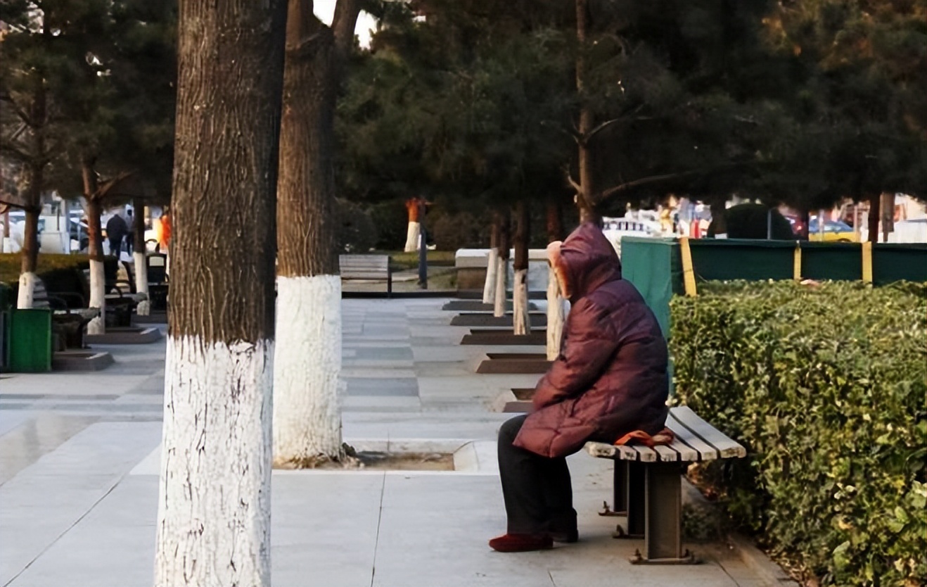 60岁以上父母与儿子最佳关系,60岁老人对家庭和子女怎样做才好