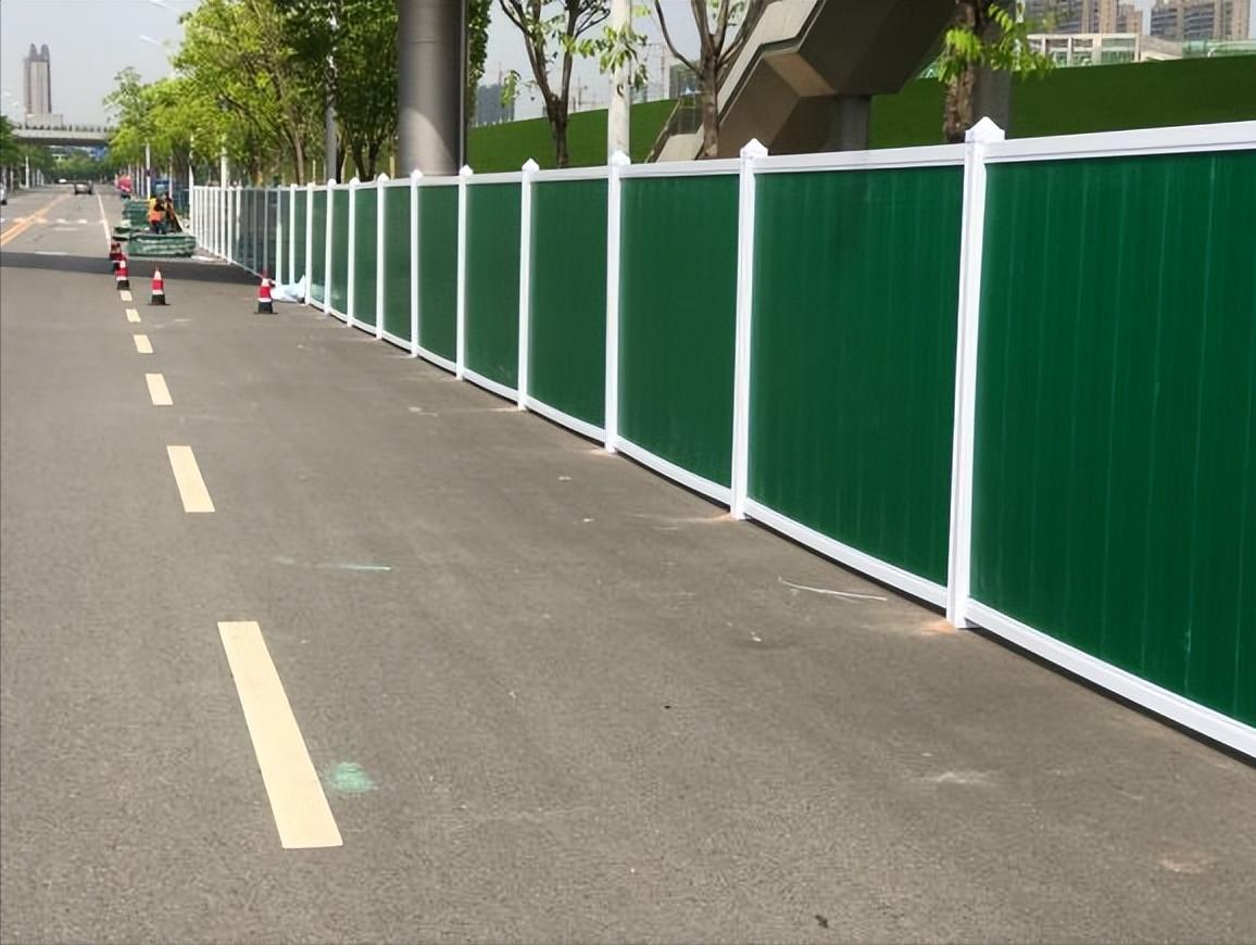 常州建筑工地围挡厂,建筑工地旧铁皮围挡