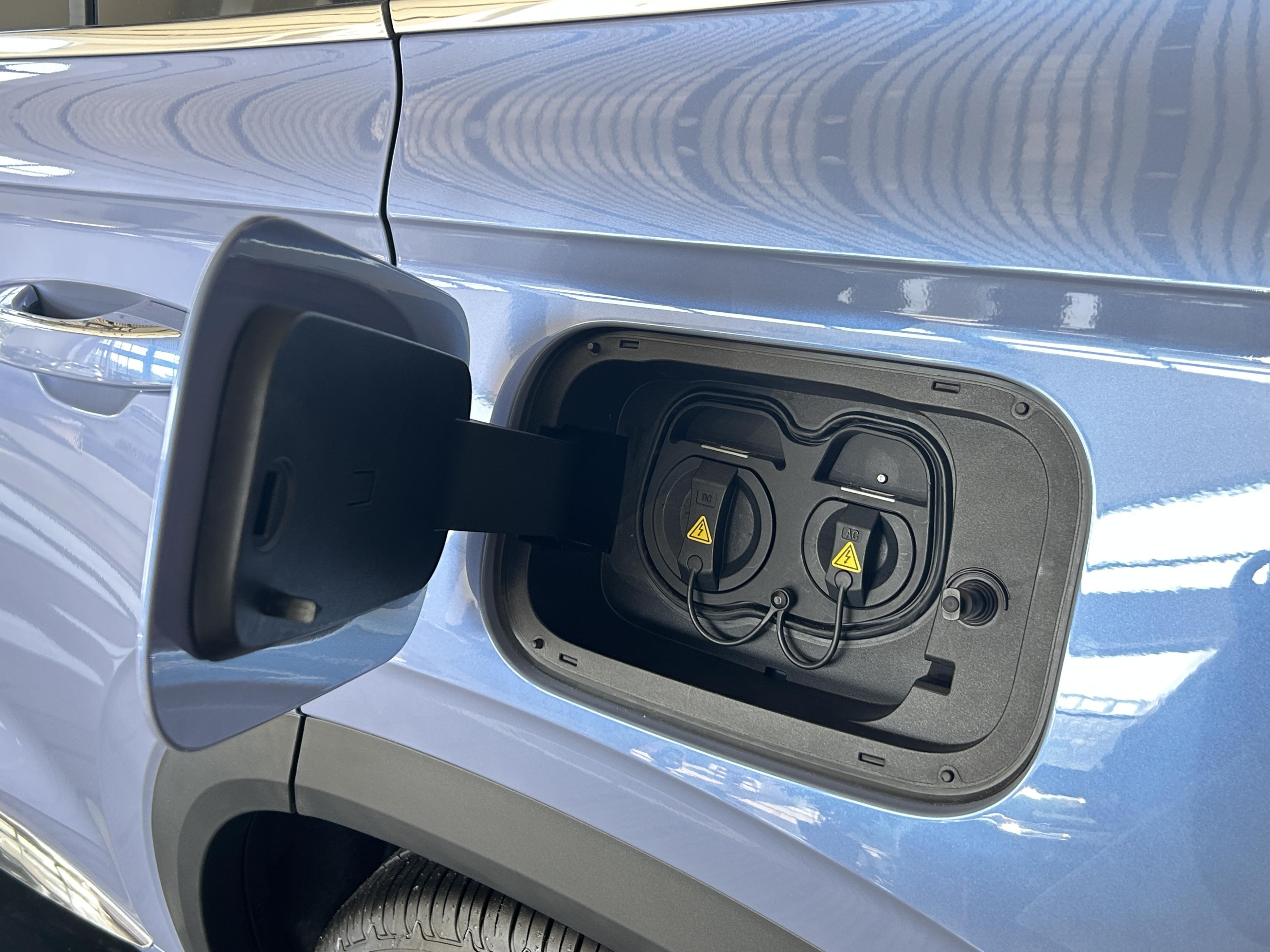 新能源汽车充电充到100%好吗,新能源汽车充电没有地线怎么补救