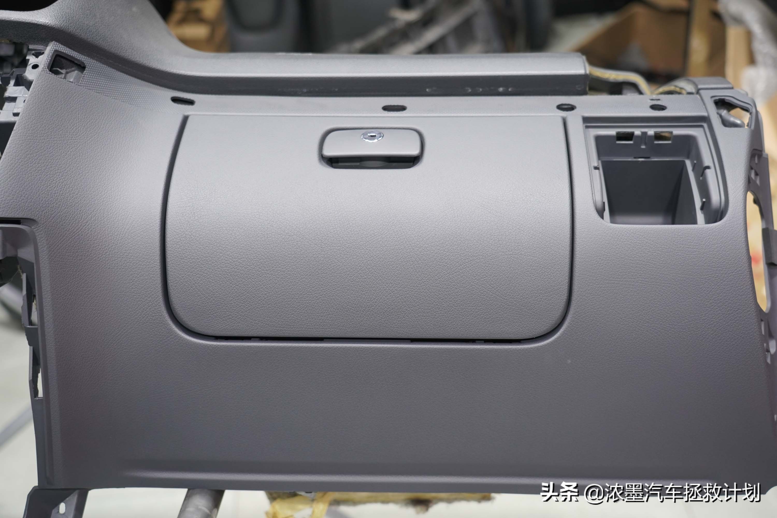 奔驰唯雅诺翻新全过程,奔驰唯雅诺翻新升级价格