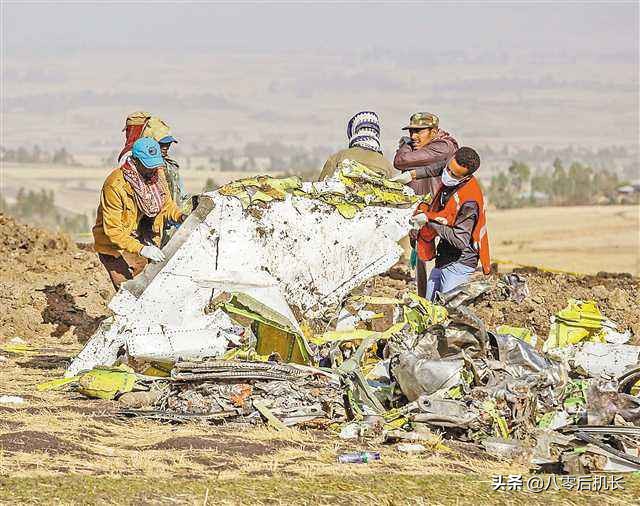 美国波音737客机坠落事件几人死亡,波音737客机美国事件