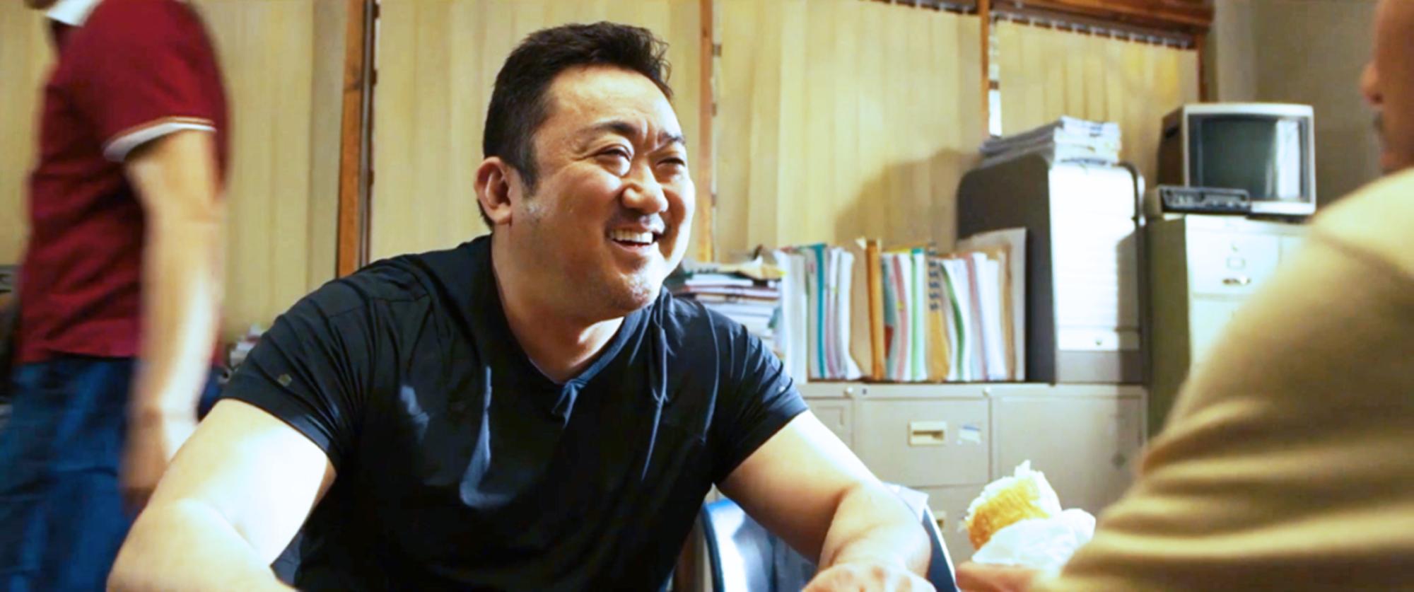 让韩国四分之一人口走进影院,这个比哈尔滨张谦蛋更狠的男人来了