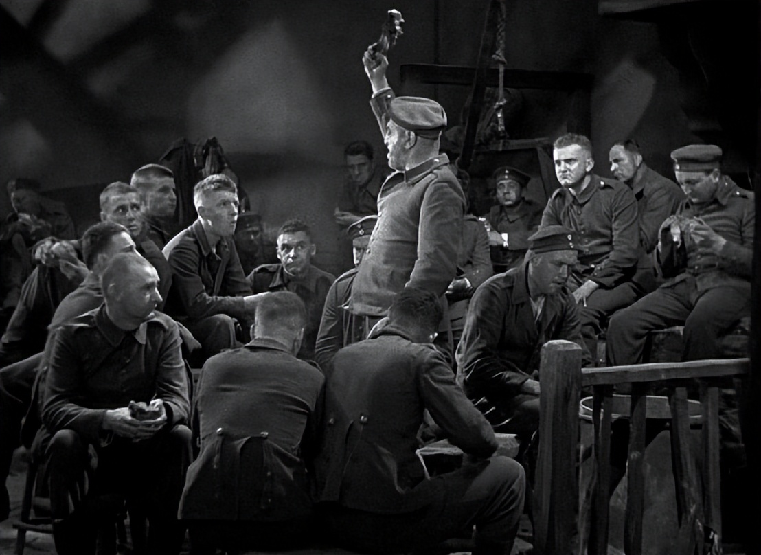 一上映就登票房榜首看完大呼过瘾,首播便拿下收视第一