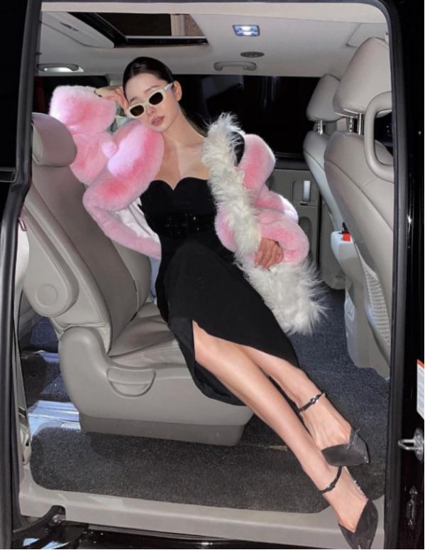 a6l 45tfsi quattro臻选动感型和致雅型 (网红宋智雅以前照片)