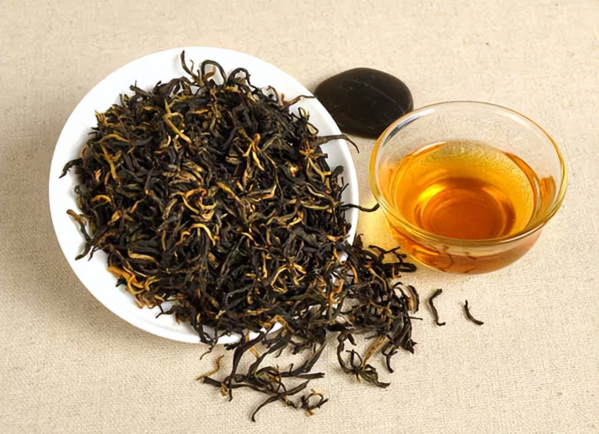 哪种茶可以长期存放自己喝,哪些茶放7-8年还能喝