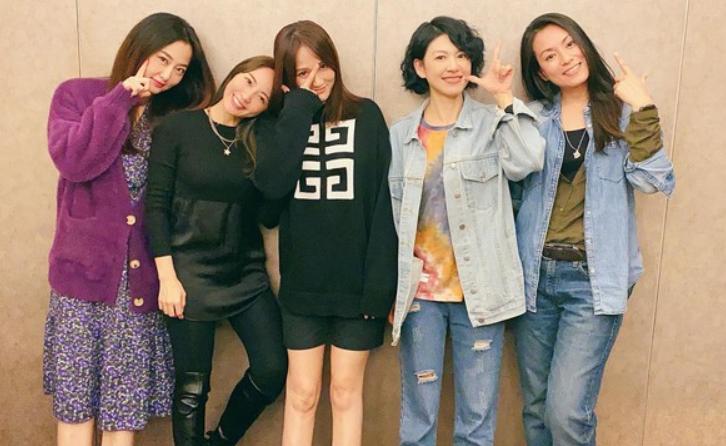 七朵花陈乔恩早期照片,陈乔恩七朵花视频