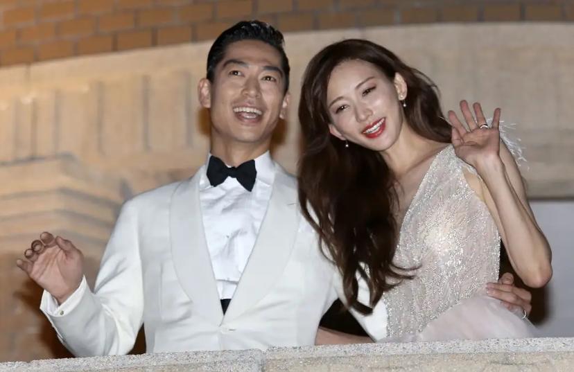 出轨家暴、车内拥吻、脚踏三条船,娱乐圈的“桃色大瓜”真精彩