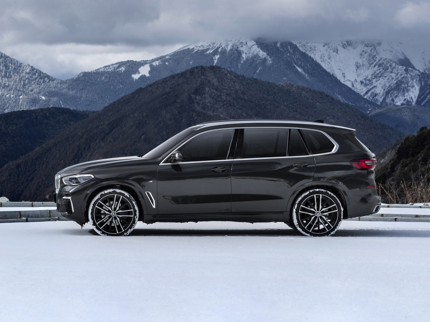 电气化锐不可当，马自达“投降”，全新直六发动机或是内燃机绝唱