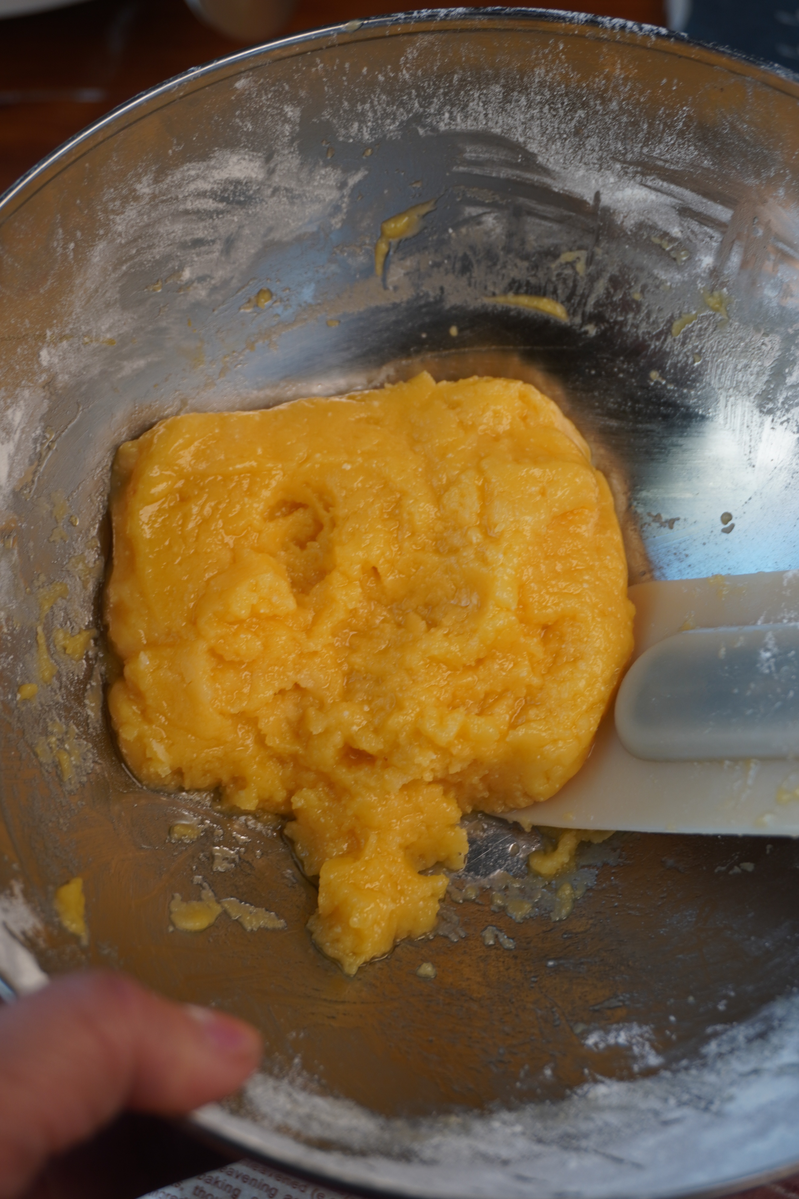 家里自己做桃酥用空气炸锅,空气炸锅不让放什么