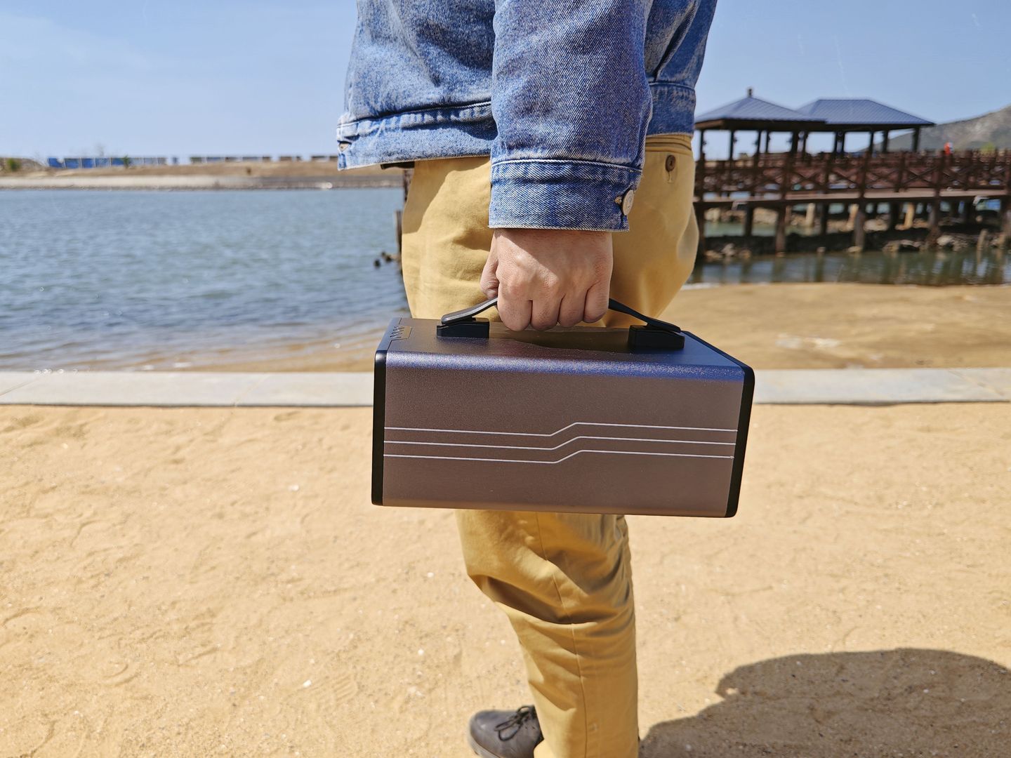 露营用电户外储能电源,露营户外电源省钱