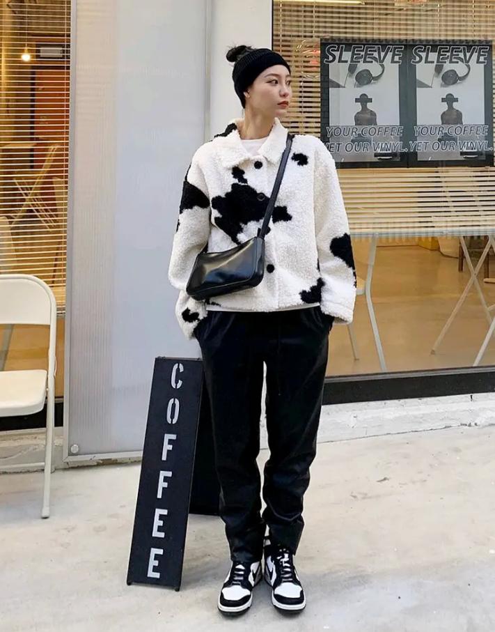 ins穿搭博主seohye高级清冷系可以把基础款穿得很高级