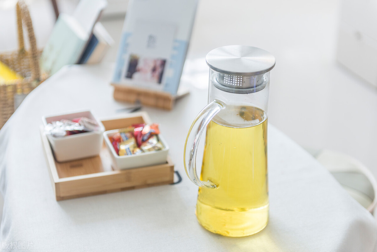 肺癌晚期全身出汗又冷怎么回事,肺癌患者老是出汗是怎么回事