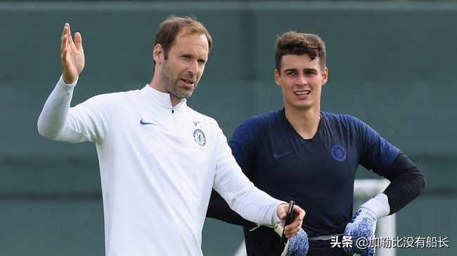 穆里尼奥与纽卡斯尔联签约,穆里尼奥接手蓝军第一战