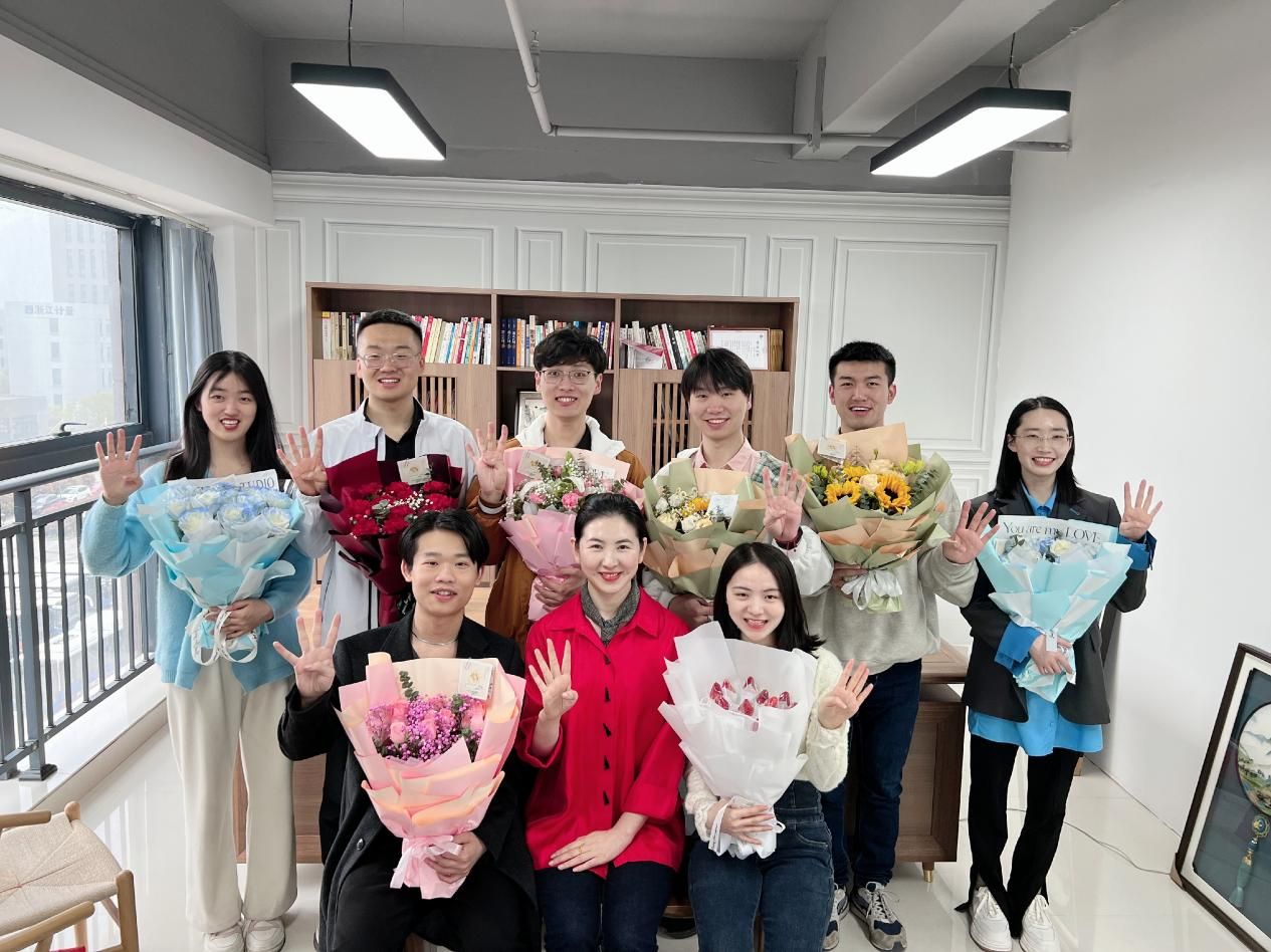 厚博教育杭州vivi老师的课怎么样,vivi老师教语文抖音