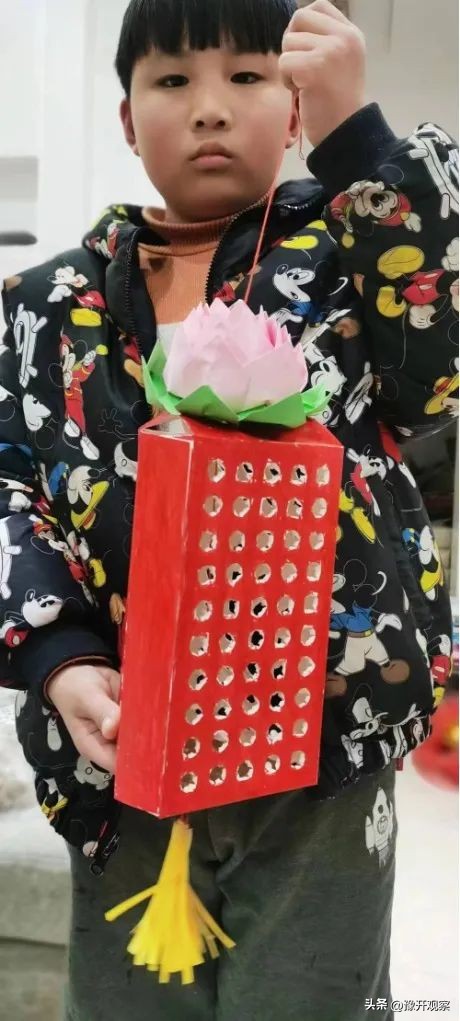 小学生元宵节做花灯活动,小学元宵节做花灯