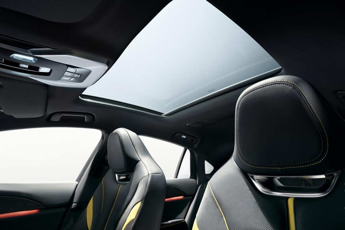 普通人买得起的红旗车,都市年轻人买什么车好