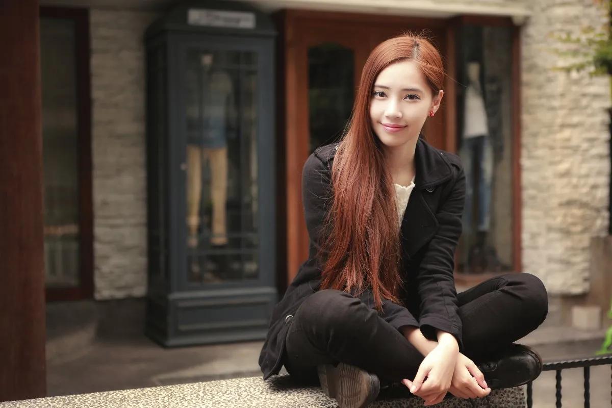 一个普通女孩创业逆袭之路,90后屌丝逆袭成功的创业经历