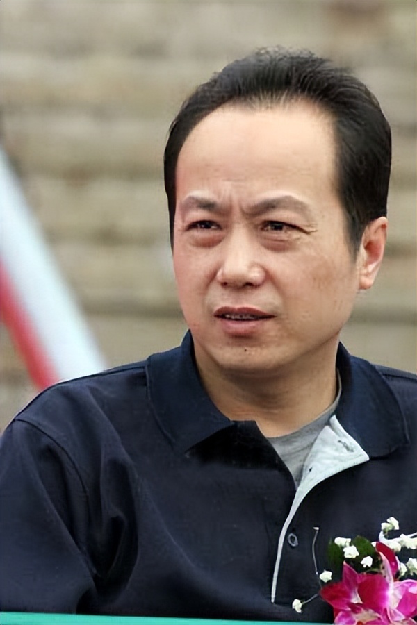 罗京一战封神内容,04年罗京17分钟播报讲的是什么