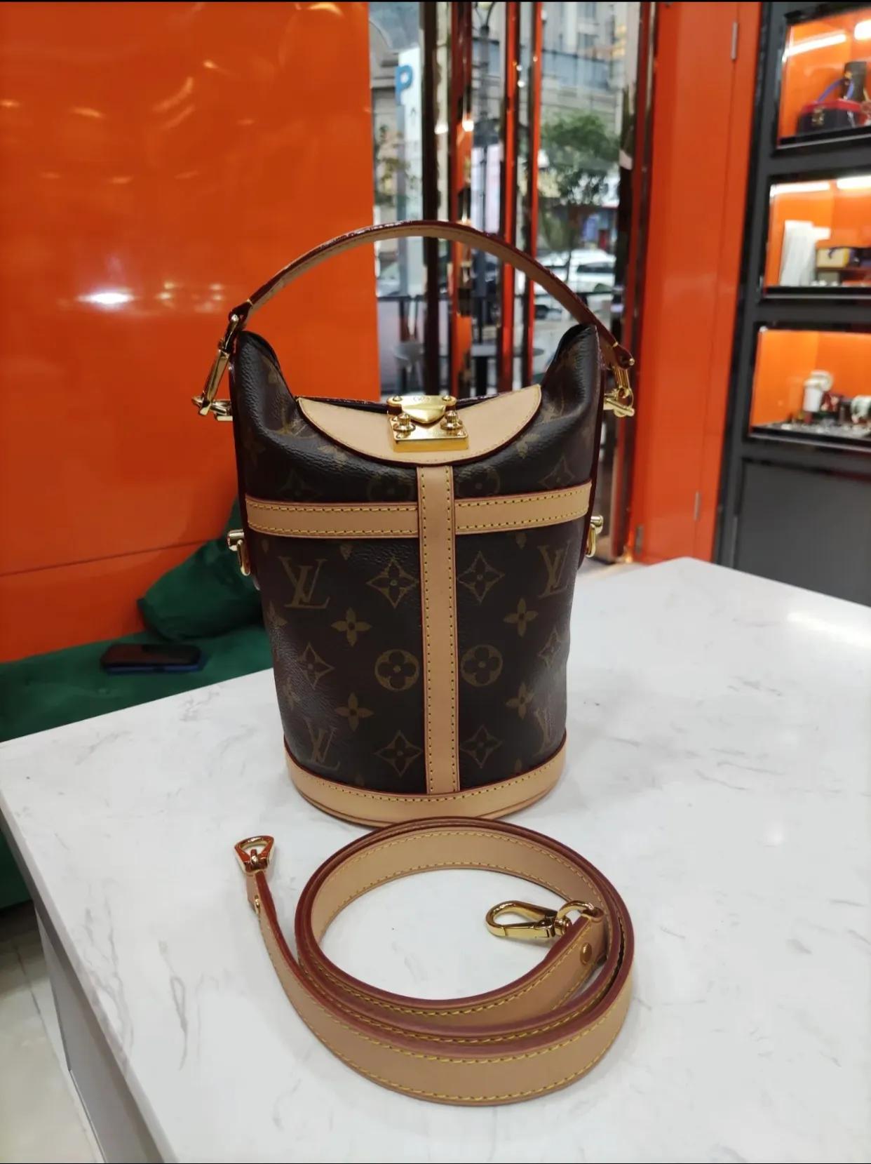 lv包包哪里买划算,人生第一个lv包便宜的