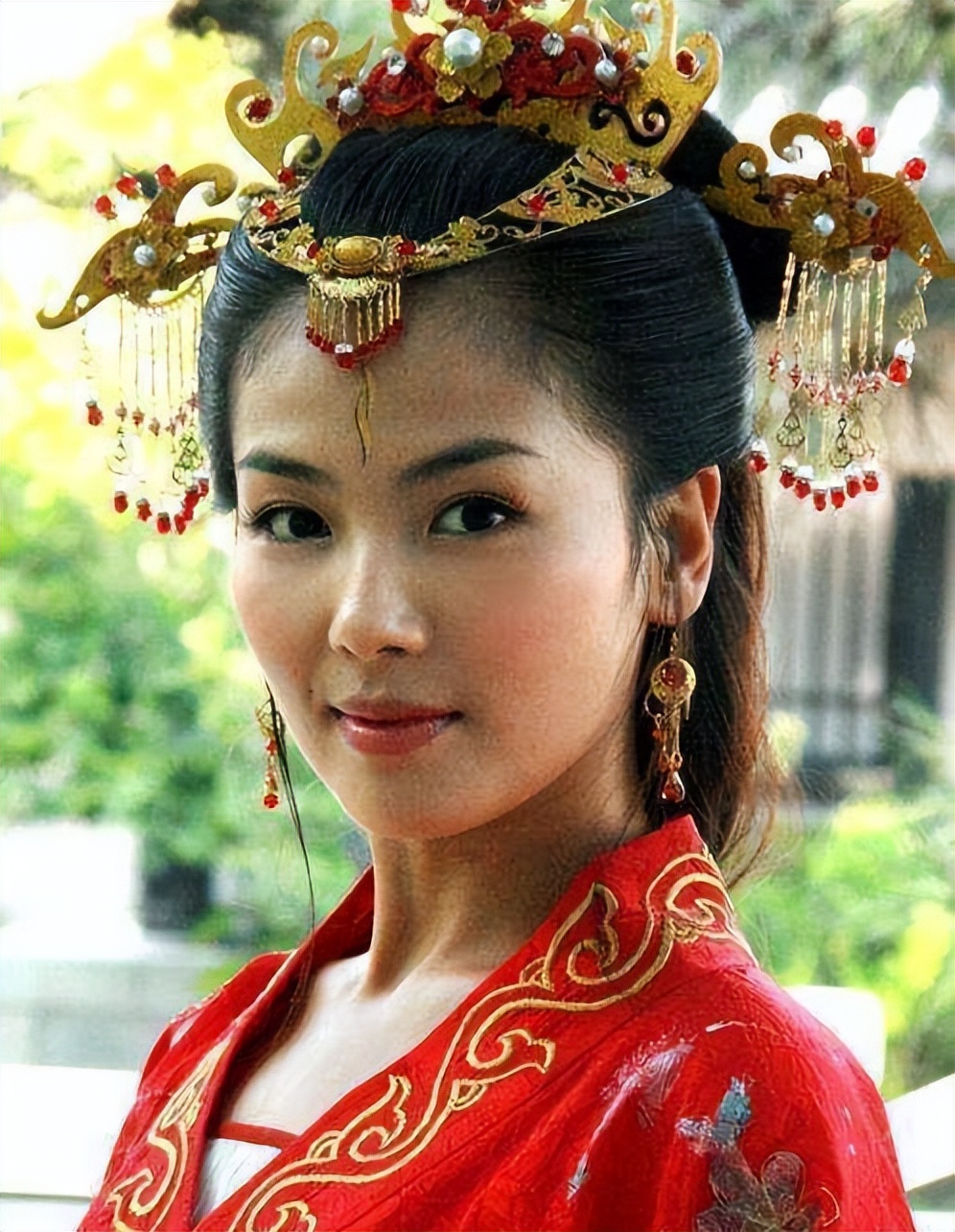 44岁刘涛变得越来越年轻了,43岁刘涛容颜耐看