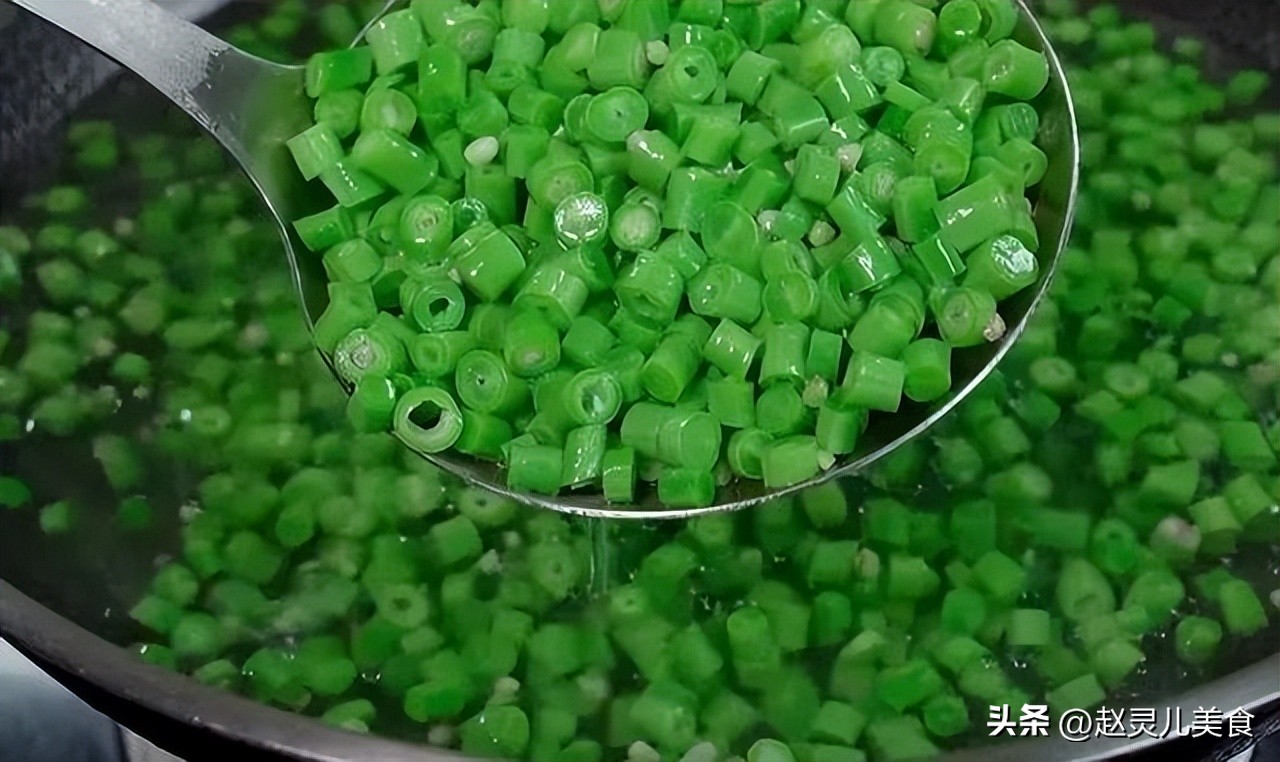 一家三口被查出肝病,三种物品长期放冰箱易致肝癌