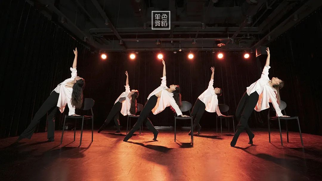 韩国舞团跳舞禁忌,跳舞三大禁忌动作