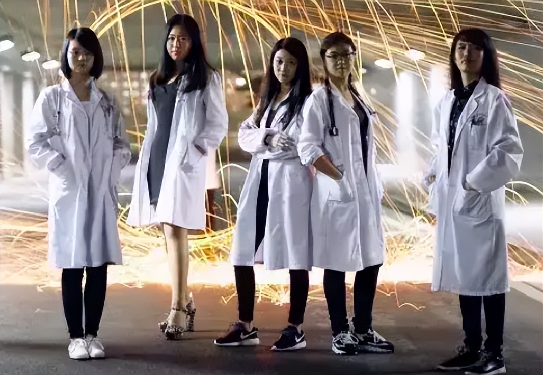 医学类中等专业学校排名,我国顶级医学院排名划分四个等级