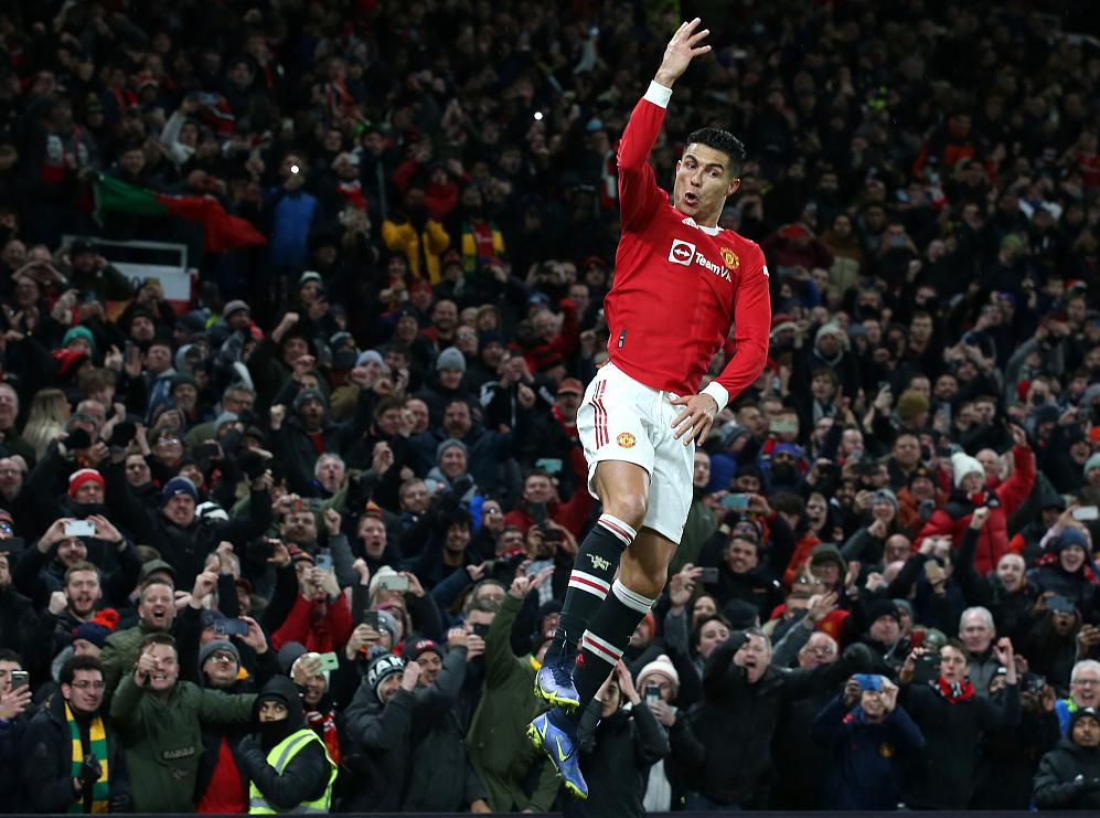 c罗已经将曼联再次扛在肩上,曝C罗依然决心离开曼联