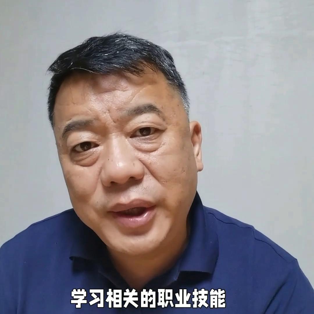 2023年以后宝妈做什么收入高,2023年宝妈再就业适合做什么