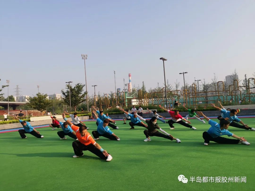 学习武术,自制器械,六旬的他实现“武侠梦”