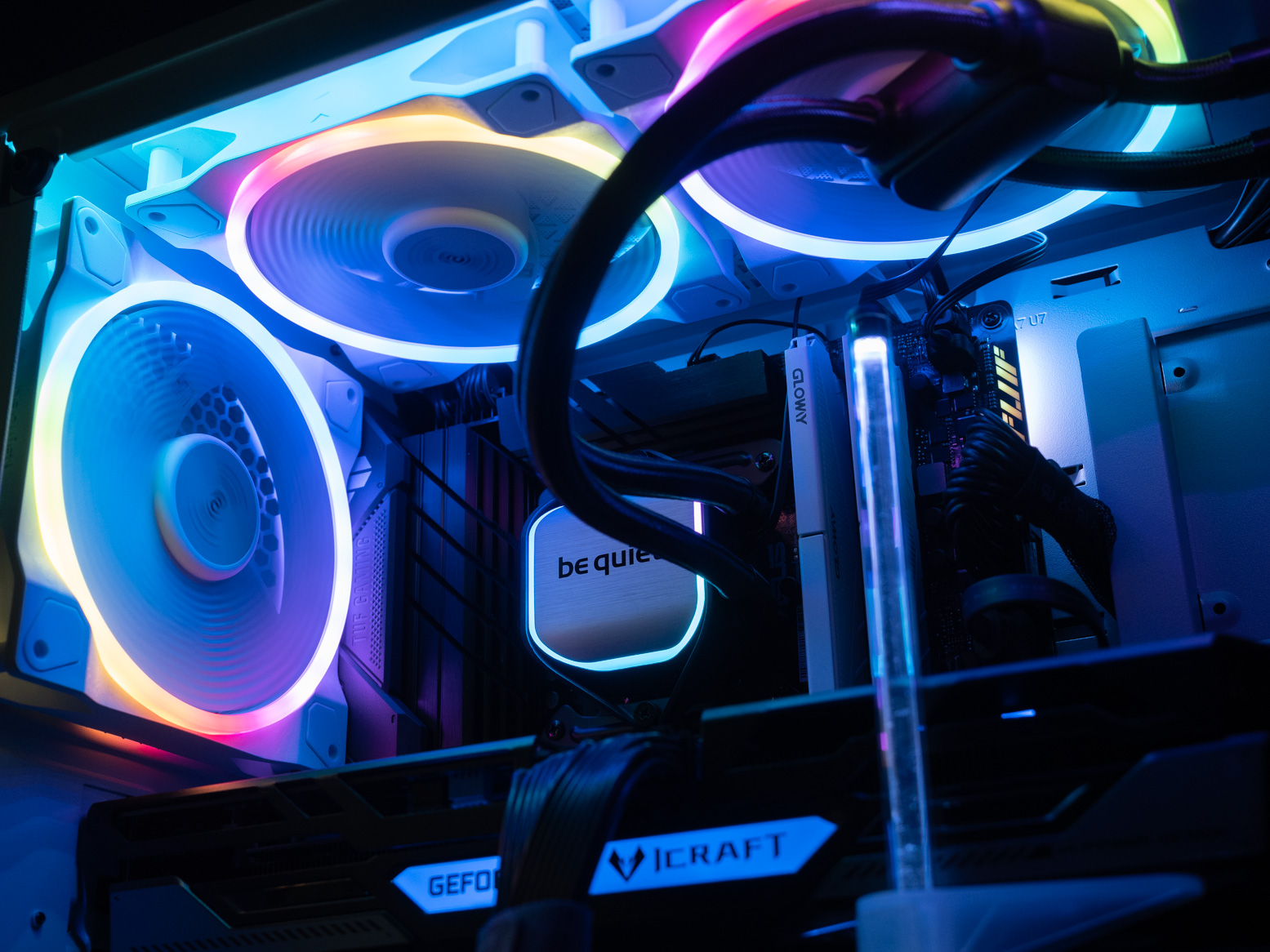 新机箱、新水冷、新风扇！来自bequiet！的白色主题