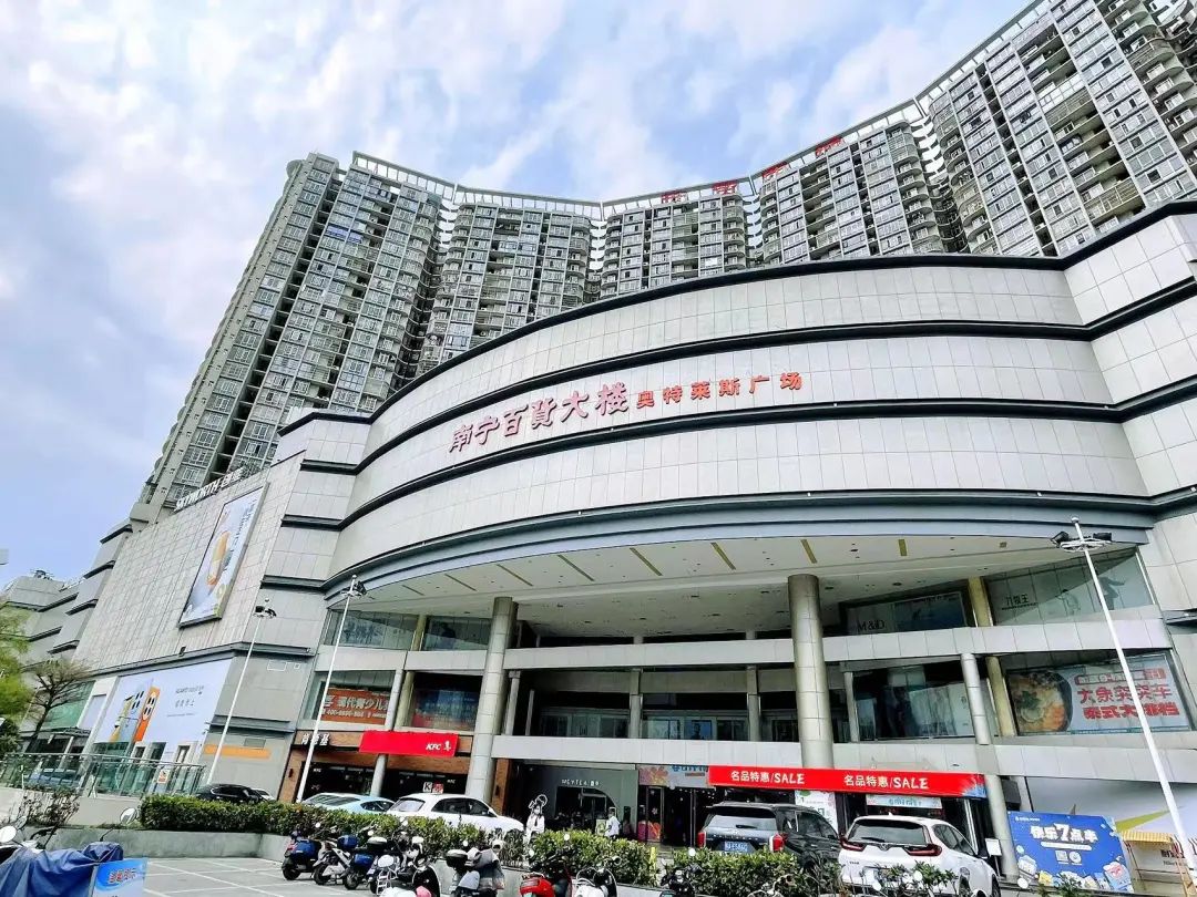 万达广场明秀,明秀万达什么时候才开业