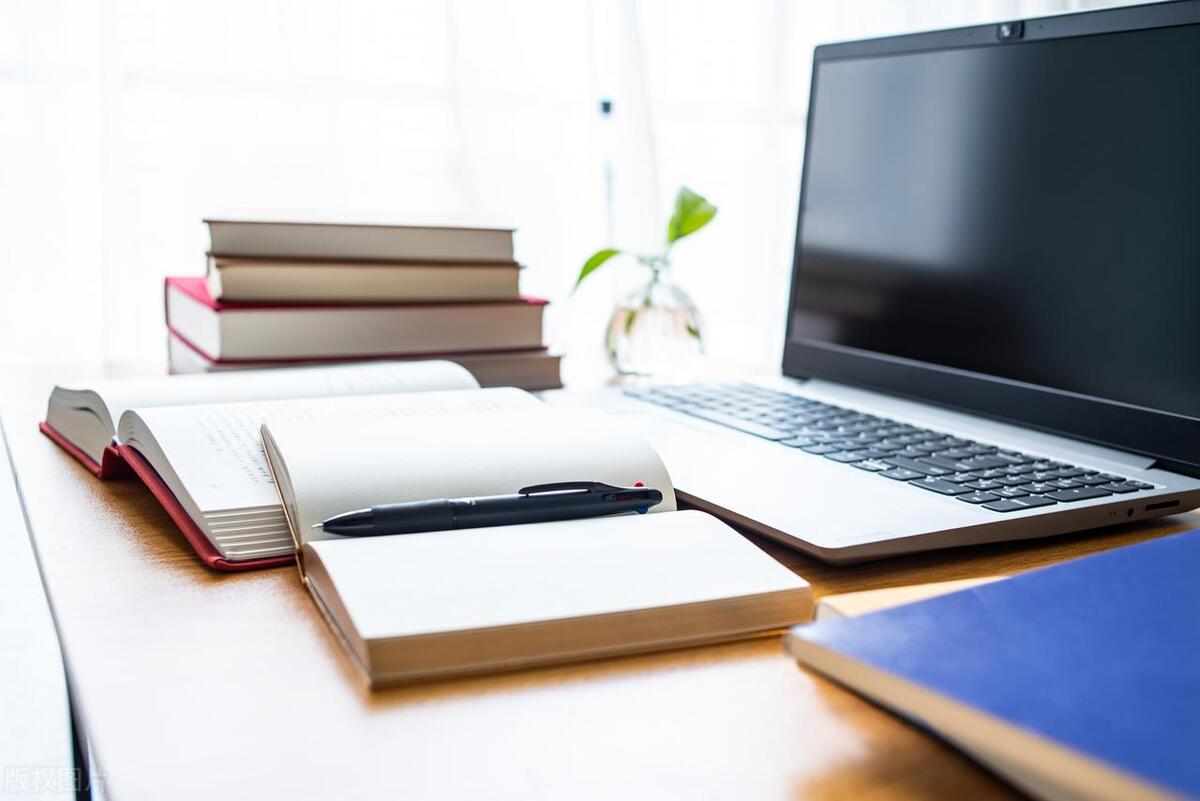 带娃也能靠写作月入过万，我的时间管理的7*法大**宝