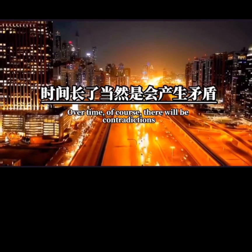 十条假装爱你的表现。Ta的朋友圈从来没有关于你的动态,...