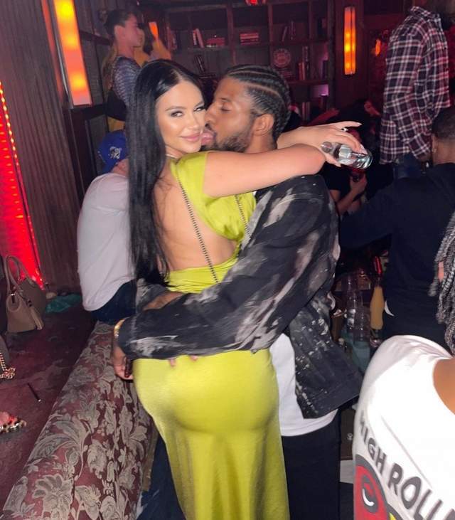 乔治和他老婆合影,乔治娇妻个人资料