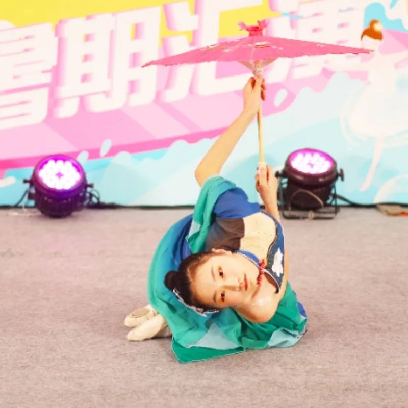 舞蹈表演培训推荐哪家,舞蹈机构还是舞蹈学校