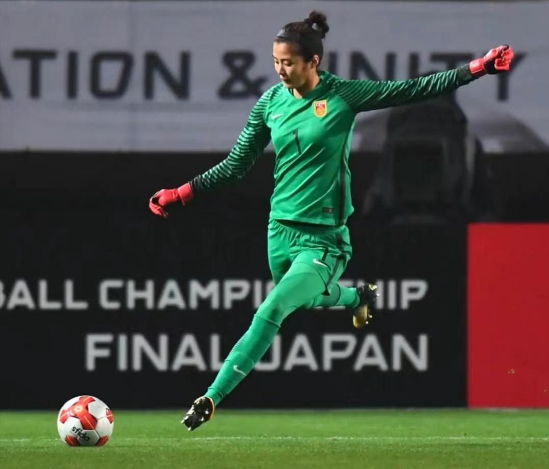 赵丽娜退役后还有没有工资,赵丽娜谈退役会离开足球吗