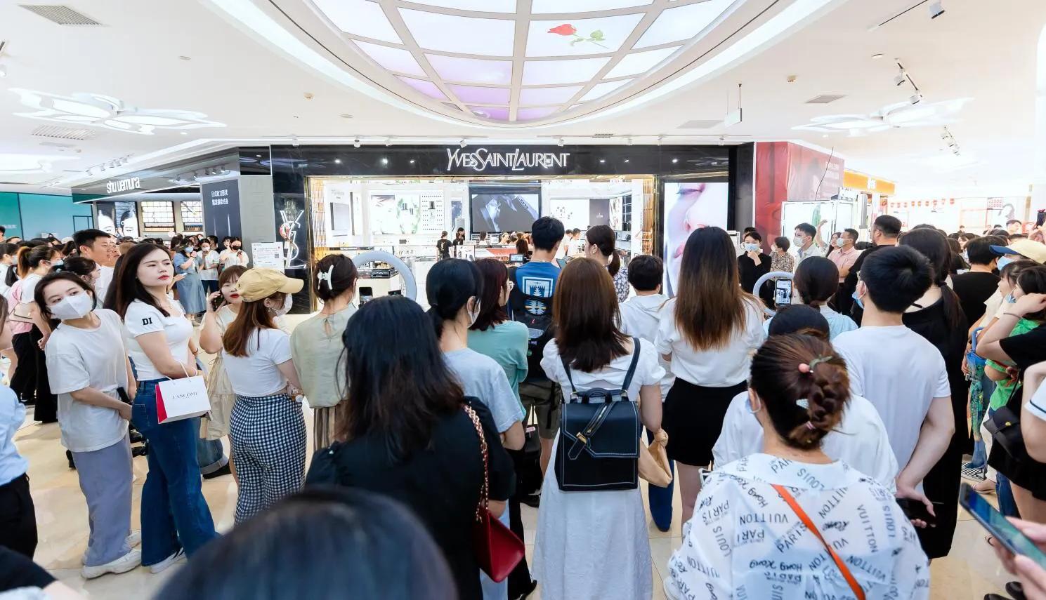 世界这么大我只想去有你的地方,长沙万家丽好去处